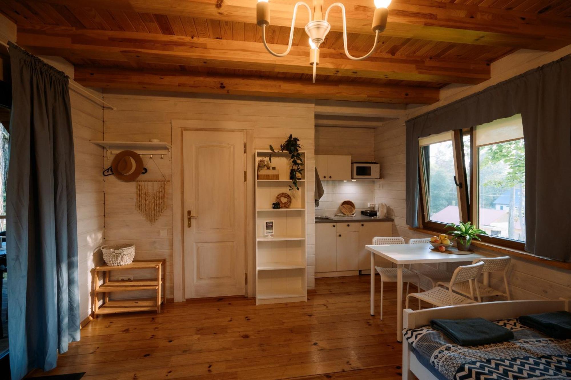 Hotel Sventes Rasa à Kakisi  Extérieur photo